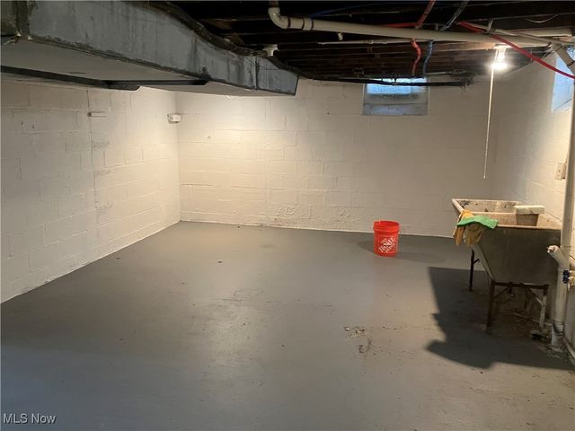 1659 Ivydale Road, Cleveland Heights, OH 44118