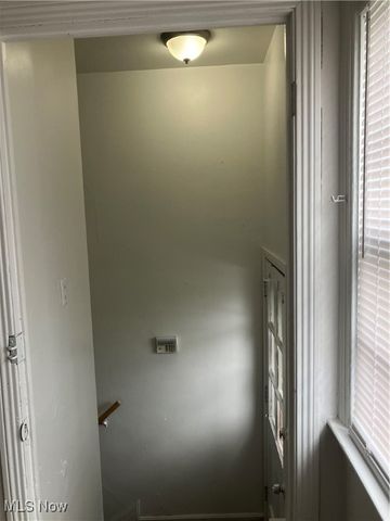 1659 Ivydale Road, Cleveland Heights, OH 44118