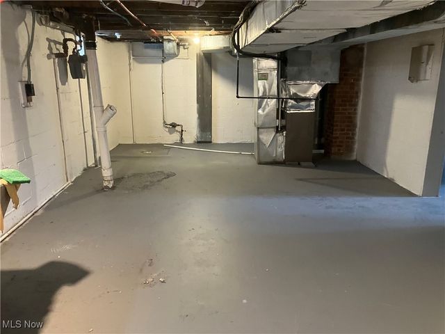 1659 Ivydale Road, Cleveland Heights, OH 44118