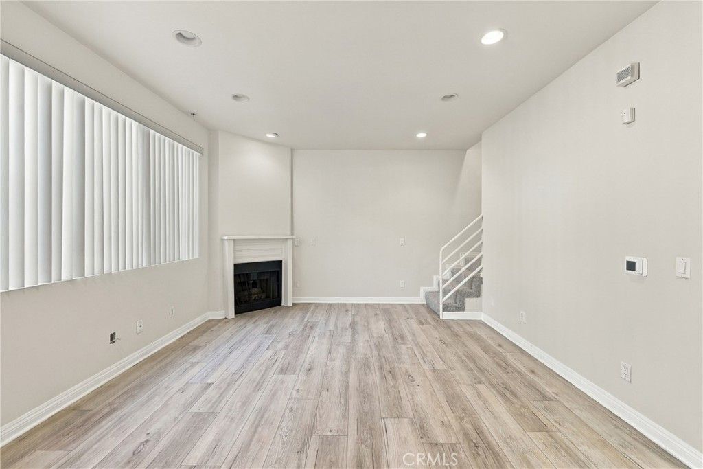 812 Hudson 103, Los Angeles, CA 90038 — photo 5