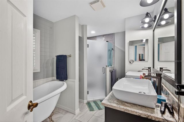 12293 WOLF DEN ROAD, Weeki Wachee, FL 34614