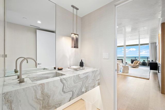 3100 S Ocean Boulevard 203s, Palm Beach, FL 33480