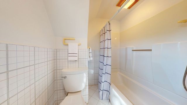 125 Oakdale Rd, Newton, MA 02461