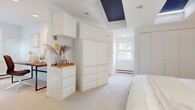 125 Oakdale Rd, Newton, MA 02461