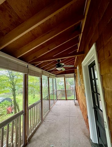 125 Oakdale Rd, Newton, MA 02461