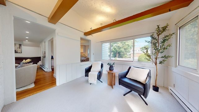 125 Oakdale Rd, Newton, MA 02461