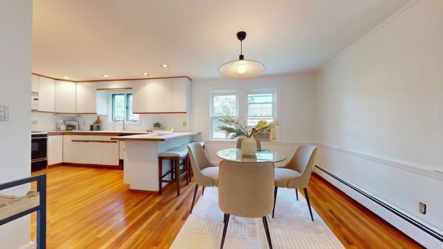 125 Oakdale Rd, Newton, MA 02461