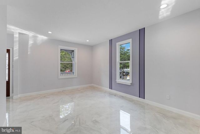45 E CENTRE ST, Woodbury, NJ 08096