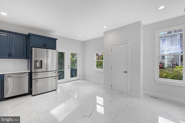 45 E CENTRE ST, Woodbury, NJ 08096