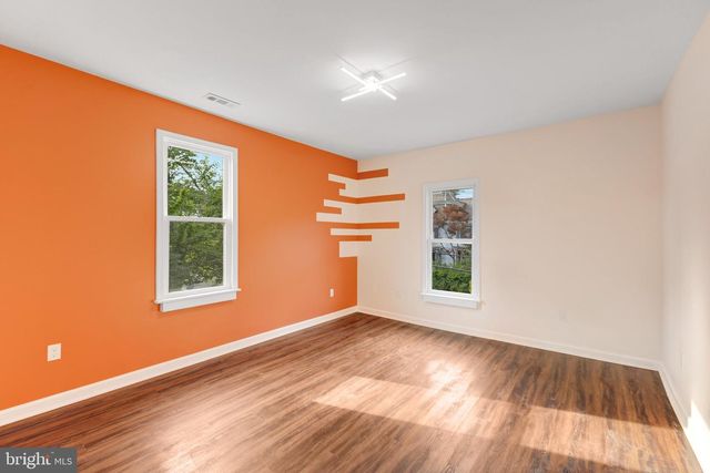 45 E CENTRE ST, Woodbury, NJ 08096