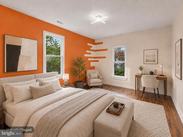45 E CENTRE ST, Woodbury, NJ 08096