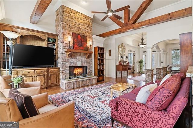 89 Bluestern Drive NW, Big Canoe, GA 30143