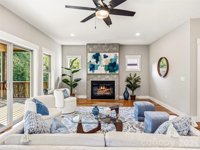 123 Third Street, Asheville, NC 28803