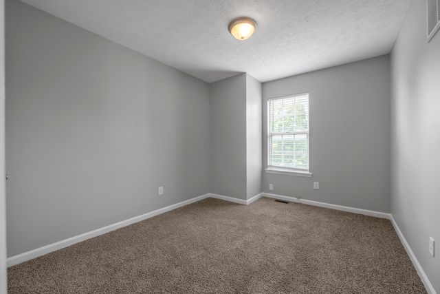 2806 Kasey Court, Lexington, KY 40517