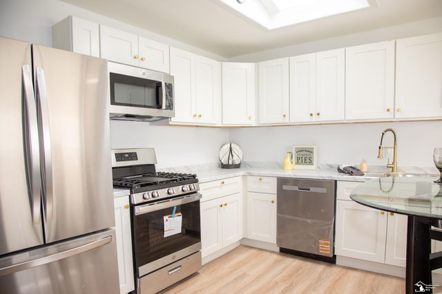 33618 Warren Road, Westland, MI 48185