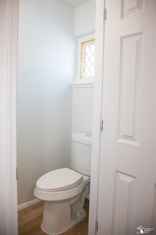 33618 Warren Road, Westland, MI 48185