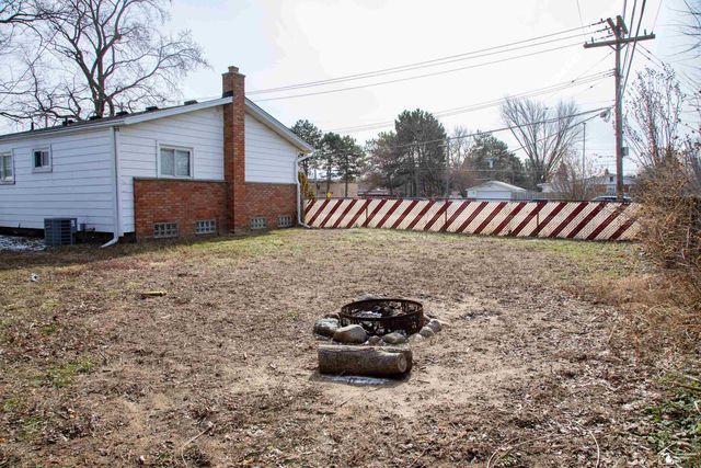 33618 Warren Road, Westland, MI 48185