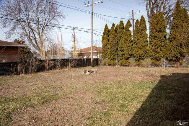 33618 Warren Road, Westland, MI 48185