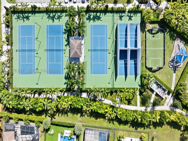 8442 Lake Majesty Ln, Parkland, FL 33076