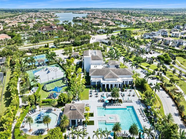 8442 Lake Majesty Ln, Parkland, FL 33076