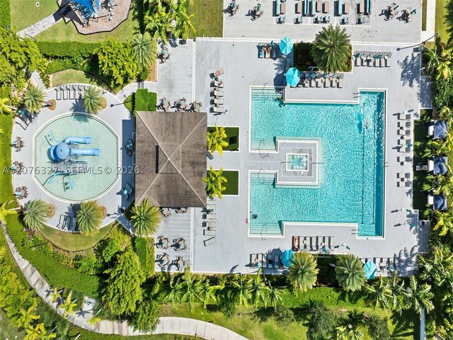 8442 Lake Majesty Ln, Parkland, FL 33076