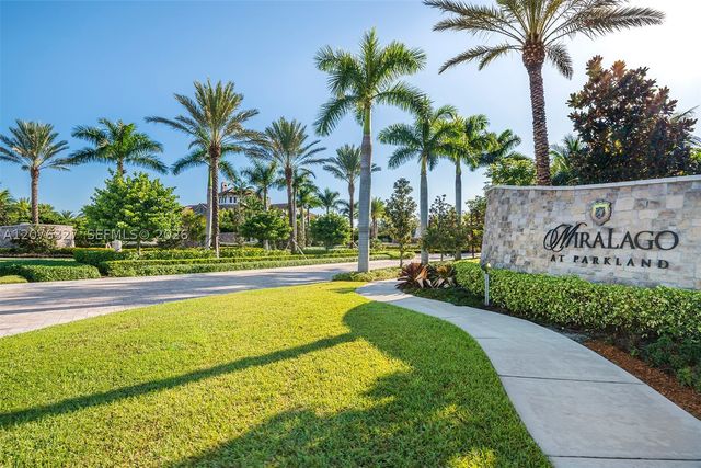 8442 Lake Majesty Ln, Parkland, FL 33076