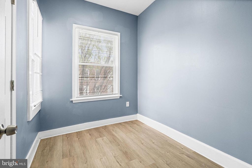 Image 20 of property listing at 447 N LINWOOD AVE, Baltimore, MD 21224