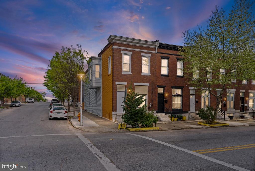 Image 8 of property listing at 447 N LINWOOD AVE, Baltimore, MD 21224