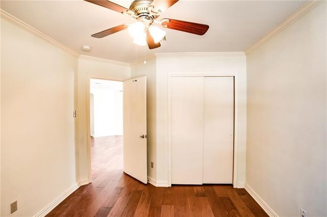 122 Quail Hollow DR, Hutto, TX 78634