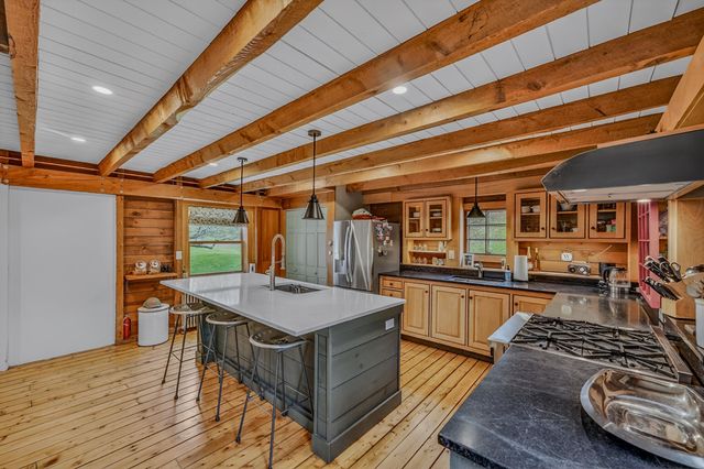 2923 Diamond Hill Road, St. Johnsbury, VT 05819