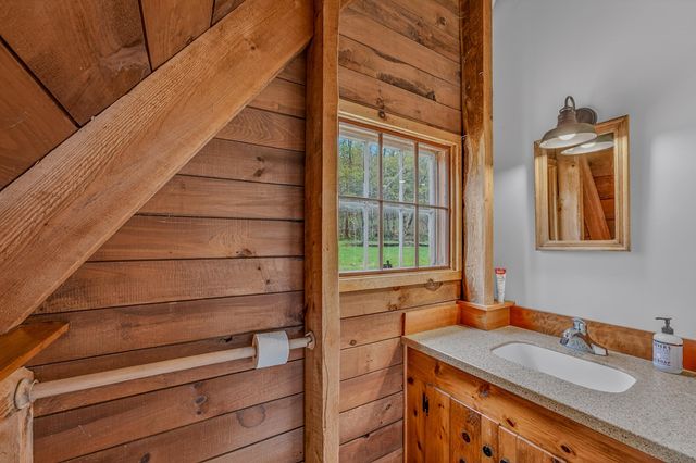 2923 Diamond Hill Road, St. Johnsbury, VT 05819