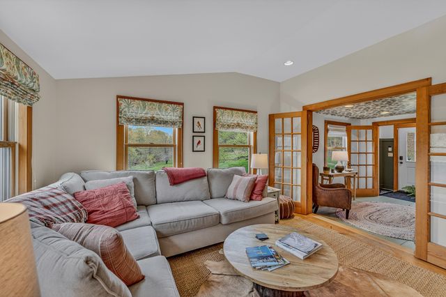 2923 Diamond Hill Road, St. Johnsbury, VT 05819