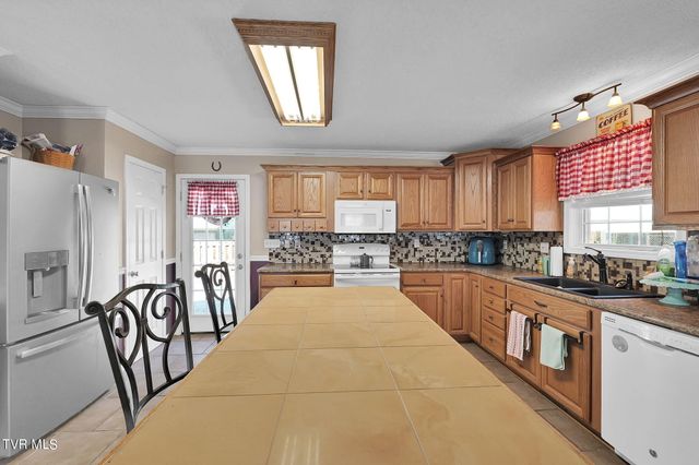 129 Paddle Creek Road, Bristol, TN 37620