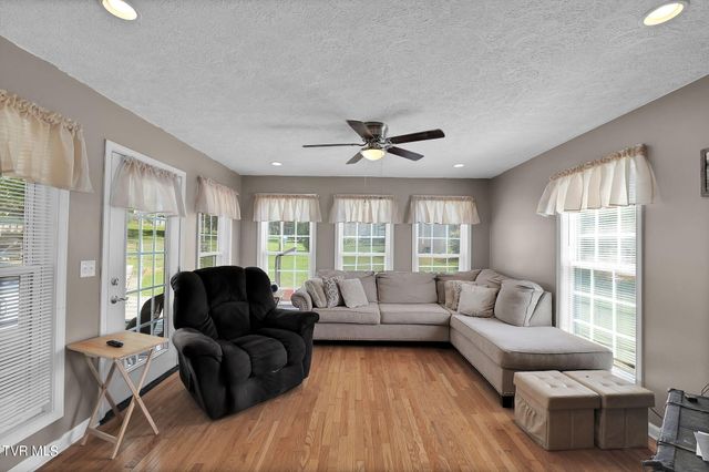 129 Paddle Creek Road, Bristol, TN 37620