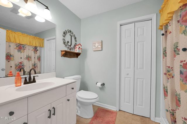 129 Paddle Creek Road, Bristol, TN 37620