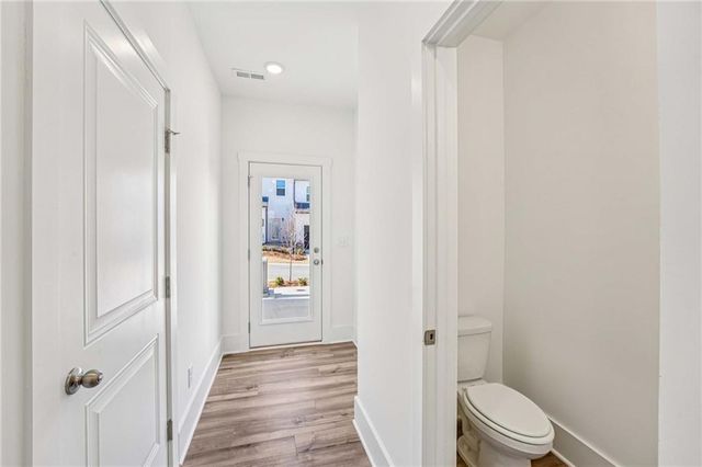 1609 Worley Way NW, Atlanta, GA 30318