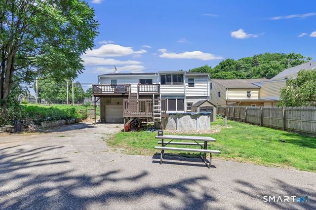 50 Hawthorne Avenue, Derby, CT 06418