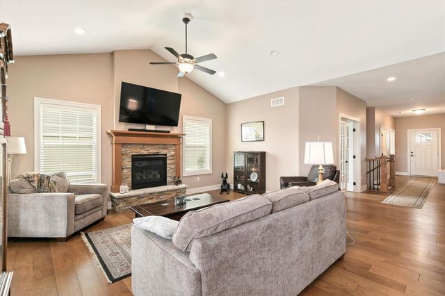 2614 SW Vineyard Lane, Ankeny, IA 50023