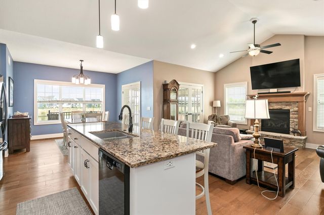 2614 SW Vineyard Lane, Ankeny, IA 50023