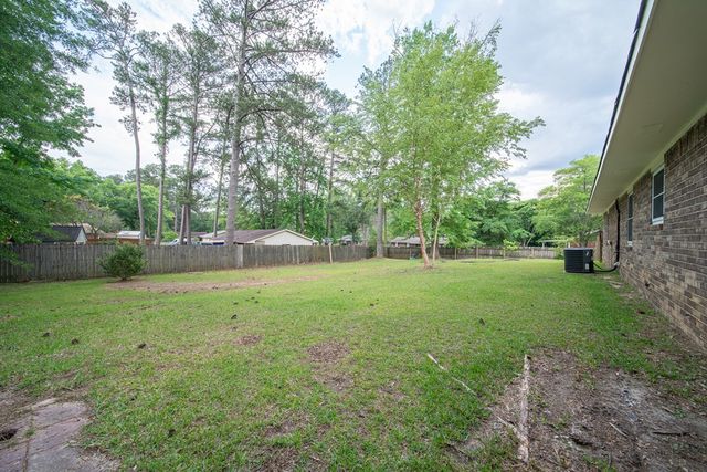 5600 Jamestown Drive, Columbus, GA 31909