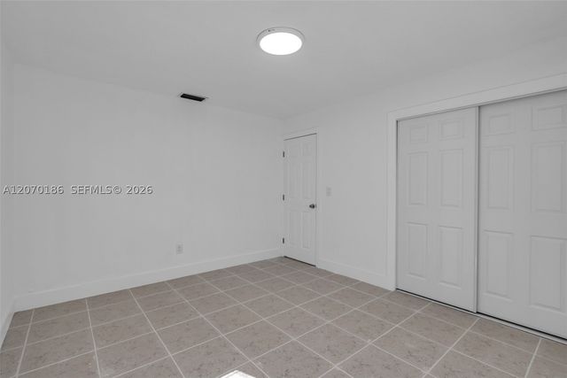 124 SE 2nd Ter 1-2, Hallandale Beach, FL 33009