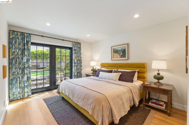 6628 Chabot Rd, Oakland, CA 94618