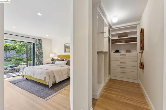 6628 Chabot Rd, Oakland, CA 94618