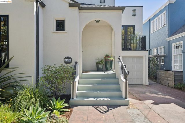 6628 Chabot Rd, Oakland, CA 94618
