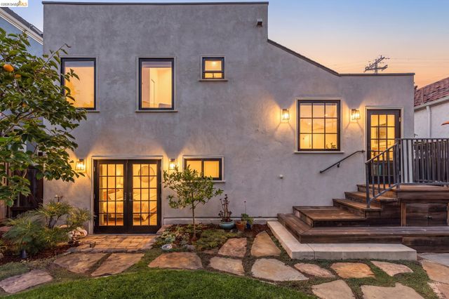 6628 Chabot Rd, Oakland, CA 94618