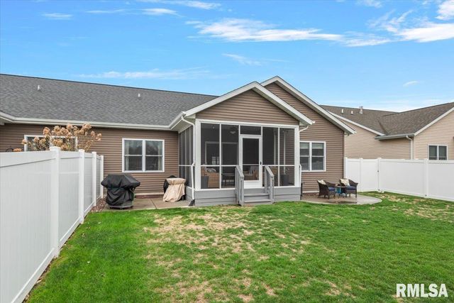 1508 Balfour Drive, Springfield, IL 62711