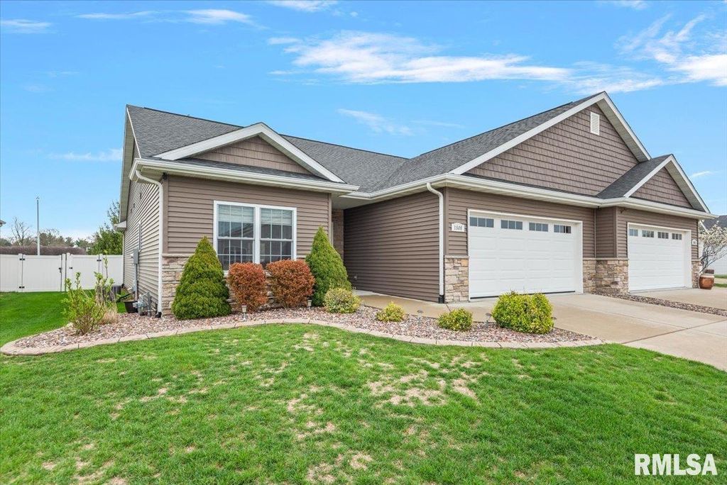 1508 Balfour Drive, Springfield, IL 62711