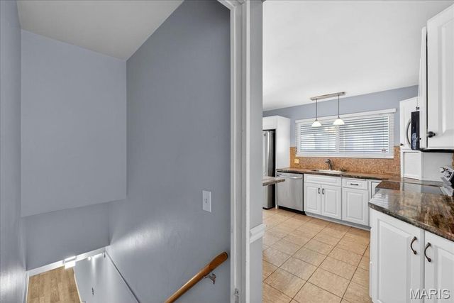 9 Darwin Court, Florissant, MO 63033