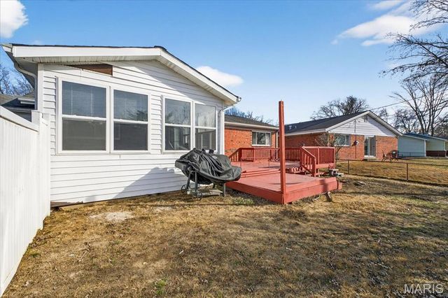 9 Darwin Court, Florissant, MO 63033