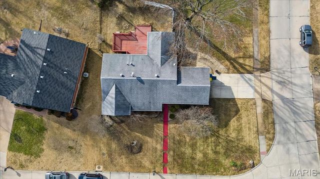 9 Darwin Court, Florissant, MO 63033